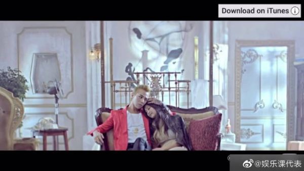 12年Jennie还没出道时，就曾出演权志龙-그XX(那XX)的MV……