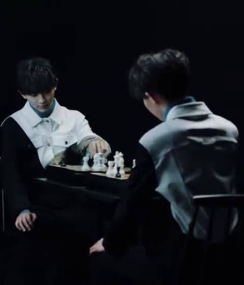 马嘉祺 棋局大片 眼神戏好足，赛场如棋局！