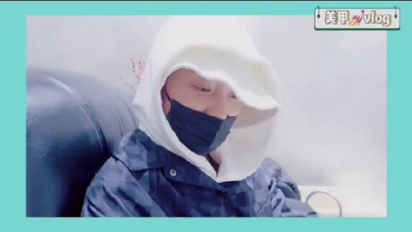 刘雨昕分享美甲心得：美甲这件事……