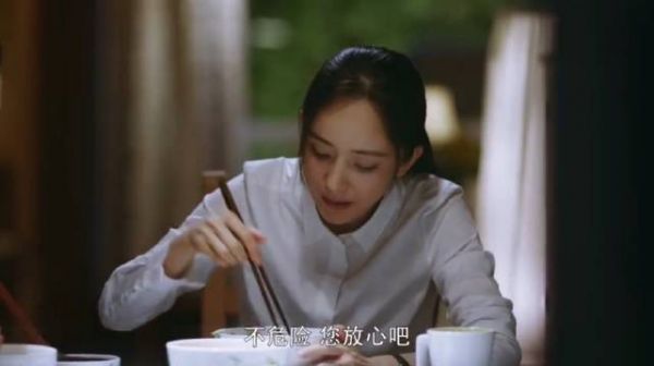 身上肩负使命的国安人员,在面对自己的家人询问工作内容时……