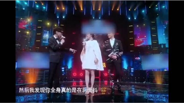 张智霖喊话袁咏仪要换手机 ……
