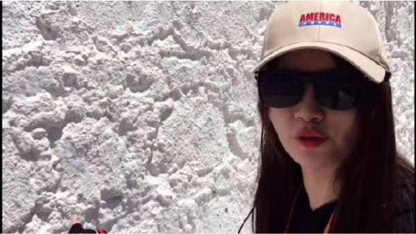 有网友说SNH48黄婷婷和丝芭解约了以后……