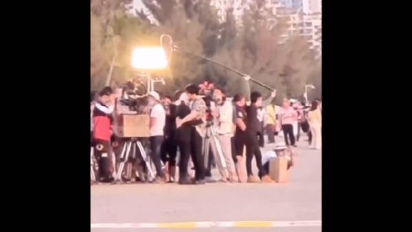 小说成真了！