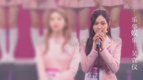 2016.2.25到2021.2.25，出道五年，她依然是那个温柔甜美……