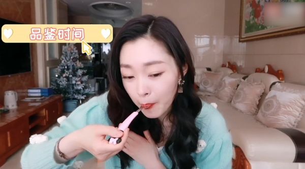 宋轶教学《赘婿》同款皮蛋,魔性取名太有趣,在线投喂让人心动