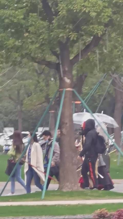 《王牌对王牌》上班饭拍，范丞丞至尊宝造型，杨迪cos红孩儿……