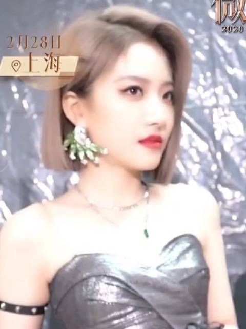 美到我失语 怎么每次的造型都那么绝啊！言子就是大美女！
