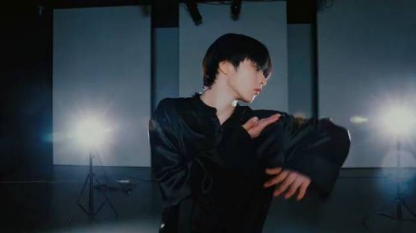 从小狼崽到狼王 各个时期都帅气十足的我们小文……