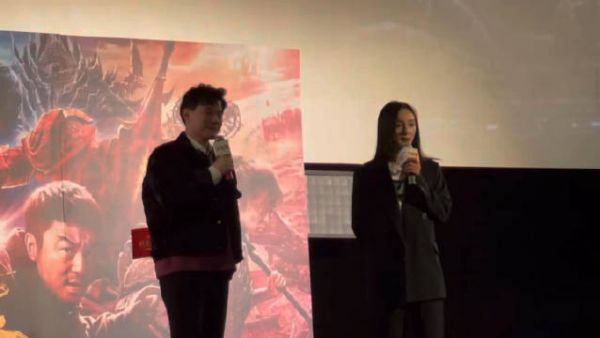 《刺杀小说家》上海路演，有观众提问，电影里最后关宁写的结局……