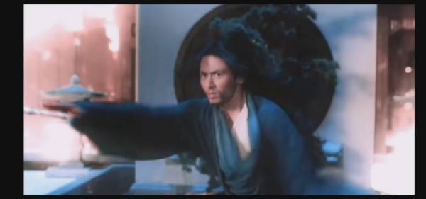 《山河令》周絮上演一字腰打戏,分分钟下腰……
