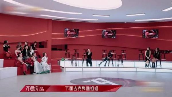 吉克隽逸@我每天都很拉风 和@周笔畅 是什么神仙友情……