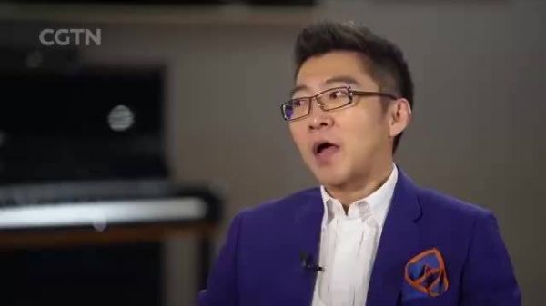 在CGTN采访中的英语口语太棒了……