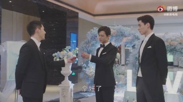 终于今晚两对新人迎来了新婚之夜……