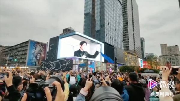 王一博的人气,真不是吹的,顶流!顶流!NB!