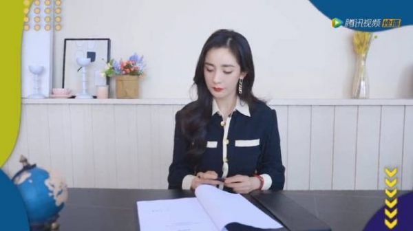 秘密协议签订完毕，开始期待和秦施律师早日见面了！