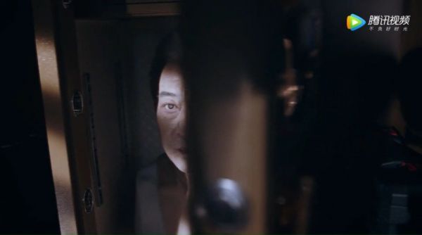 艹昨天直播错过晚上补睡着，今天给我看到了！冰箱里的面具！