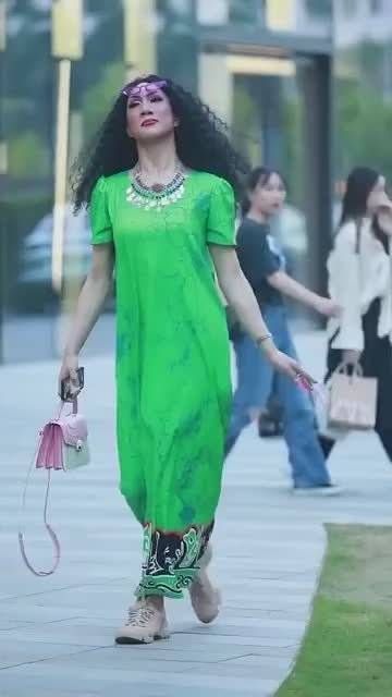 韩美娟不愧是让人眼前一亮的人