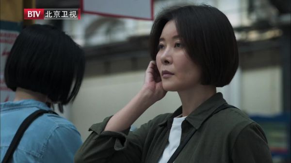 工作组全员密切配合,合伙抓住了杀手……