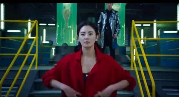 张雨绮也太美了吧，没想到没打到鱼却把自己变成了美人鱼