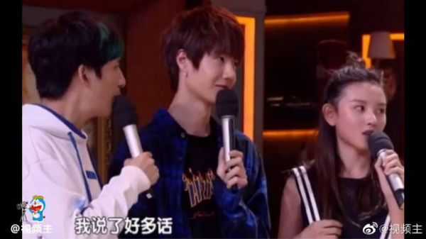 宋祖儿怼人合集,一秒变成女汉子,女孩子也是可可爱爱的哈哈