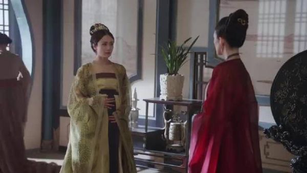 为了一个不爱自己的男人背叛姐妹就离谱……