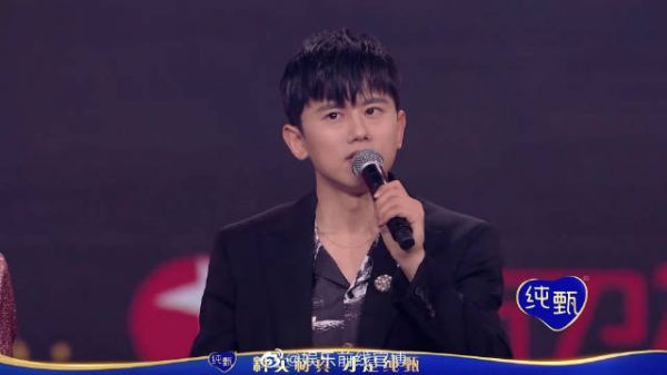 恭喜杰哥@张杰 荣获微博年度影响力歌手，清唱太好听了……