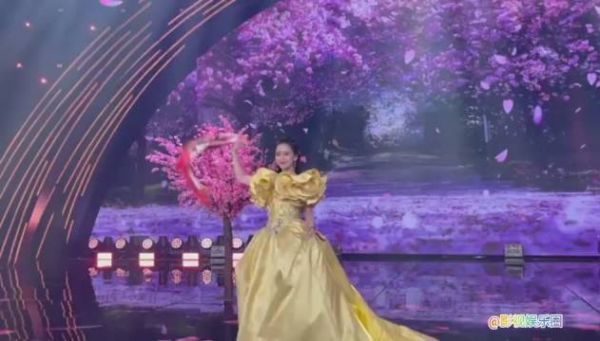 来了来了，超哥拍的baby来啦，超美的