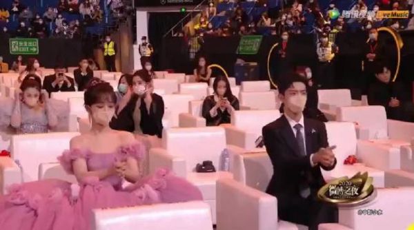 哈哈哈哈哈可能77子本身就自带权威吧……