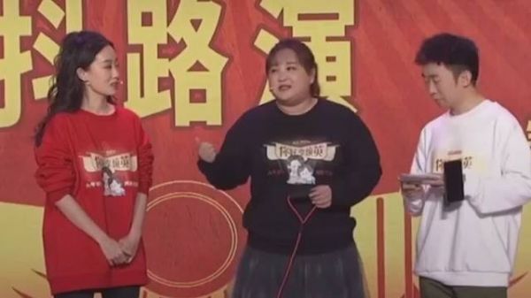 其实张小斐在拍《你好李焕英》之前……