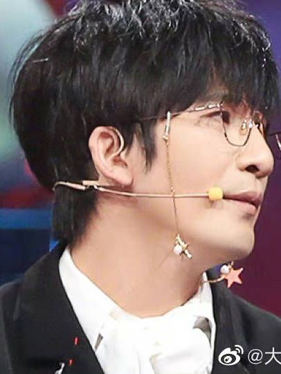 大老师你都这么多才多艺，嘴皮子也那么溜了，竟还是撕漫男……