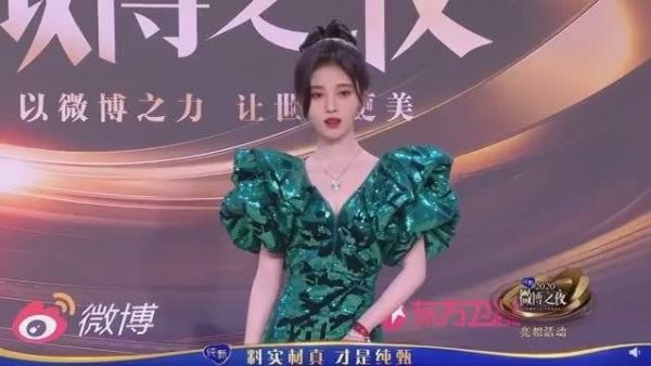 鞠婧祎真是个铁憨憨哈哈哈哈哈,不过是个漂亮的憨憨