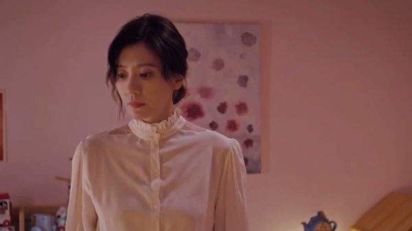 所以爱会消失对不对？因为恋爱结婚，但爱会消失。致命之问