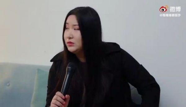 “看我，你在害怕什么”“红蜡烛”……