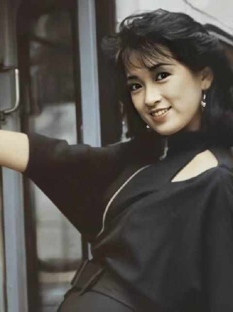 龚慈恩,8090年代荧屏绝色美女之一……