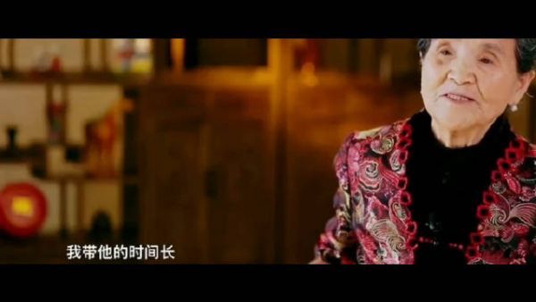 黄圣依现在已经是两个孩子的妈了……