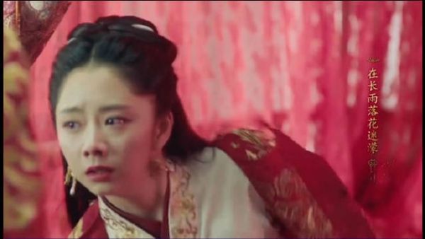 任嘉伦、谭松韵《锦衣之下》抢亲名场面来咯！