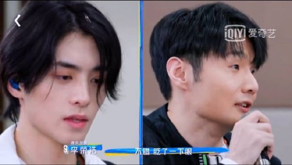进来学习美女的表情失控 邓孝慈加油！