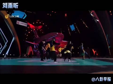 身为秀粉的你哪一刻被击中了呢 刘雨昕｜虞书欣｜蔡徐坤……
