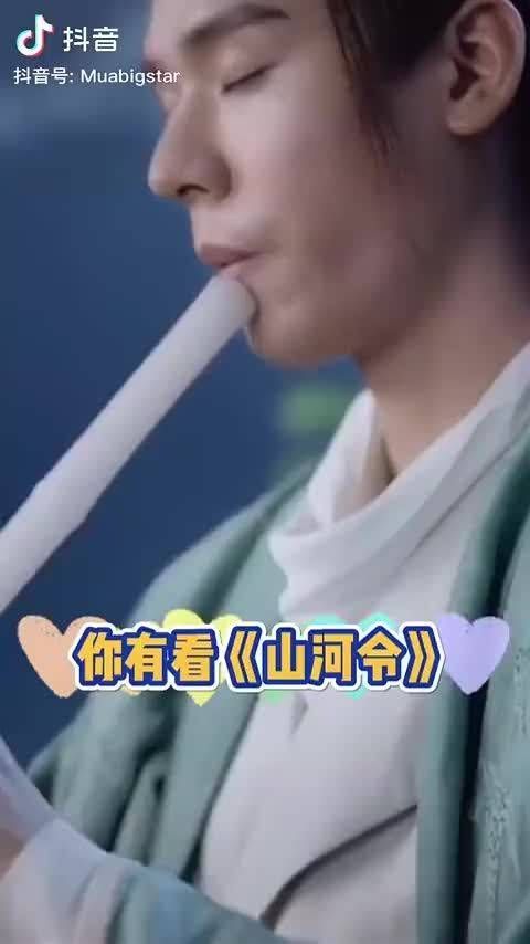 难道就因为阿絮@张哲瀚疯子 是横店斗地主杠把子……