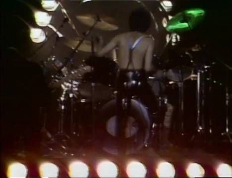 皇后乐队QUEEN1978年经典神曲《Dont Stop Me Now》……