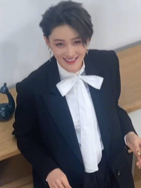 工作间隙疯狂打哈欠……