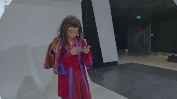 华小虎时尚大片拍摄花絮 帅气的华小虎……