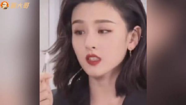 啊这,小鹅工作室因套用了边伯贤的模板而发文道歉……