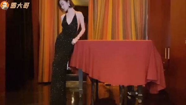倪妮肉眼可见的身材好没的说，就连女生看了都忍不住的心动啊……