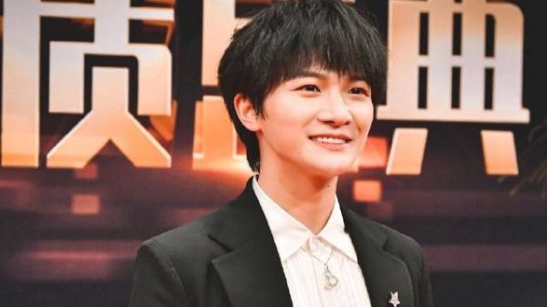 哈哈哈谈恋爱最佳气氛烘托者周深……