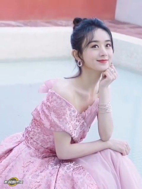 赵丽颖绝对是迪士尼在逃公主吧~温柔甜美的仙女颖……