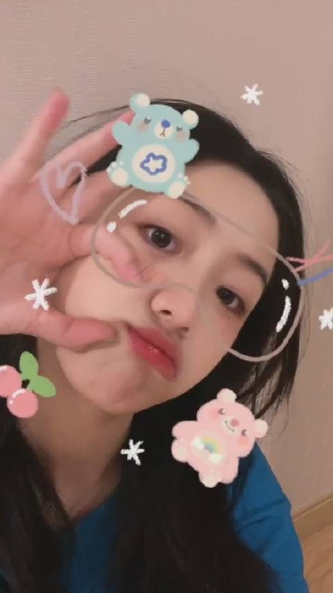 看我的可爱老婆 .