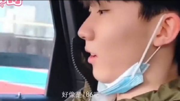 他是张纪中导演口中的天才少年……