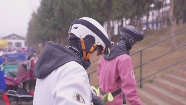 任豪滑雪吃播vlog来啦!!