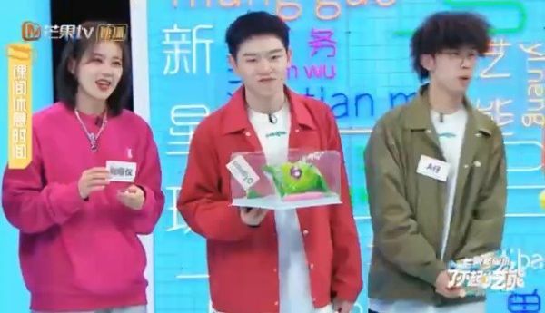 爆被催婚，小姐姐说自己已经习惯一个人，没感觉……